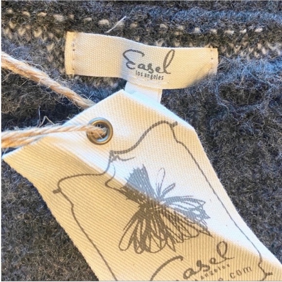 EASEL Lightning Bolt Distressed Sweater Mini Dress 1X - Picture 7 of 9